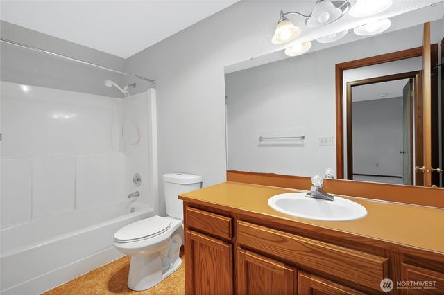 2881 Initial Avenue, Enumclaw, WA 98022