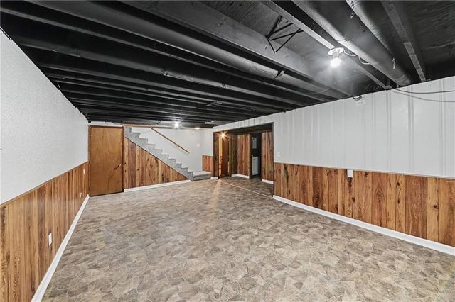 13008 E 38th Street, Independence, MO 64055