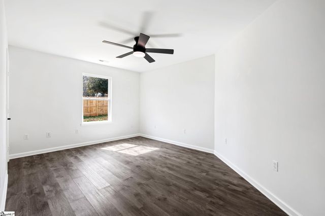 210 Sulphur Springs Drive, Greenville, SC 29617