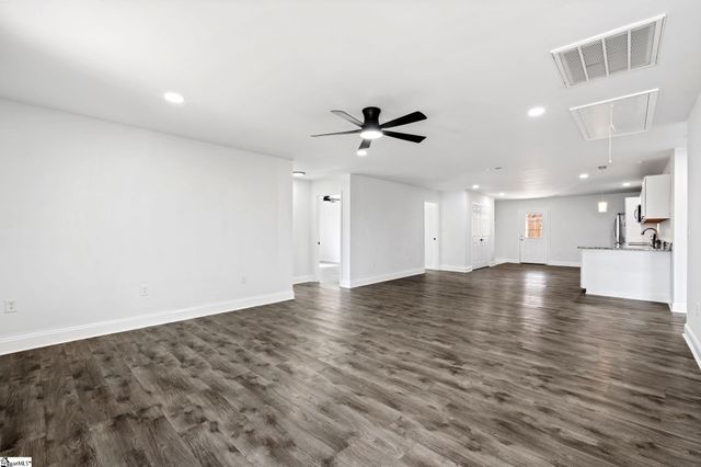 210 Sulphur Springs Drive, Greenville, SC 29617