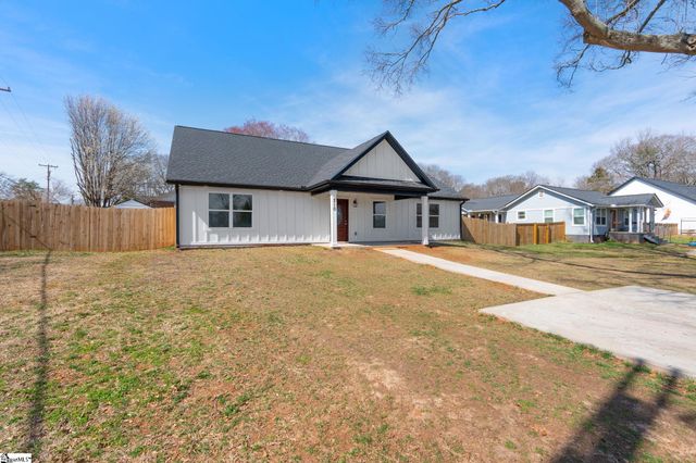 210 Sulphur Springs Drive, Greenville, SC 29617