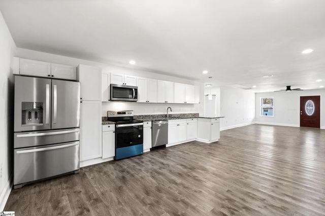 210 Sulphur Springs Drive, Greenville, SC 29617