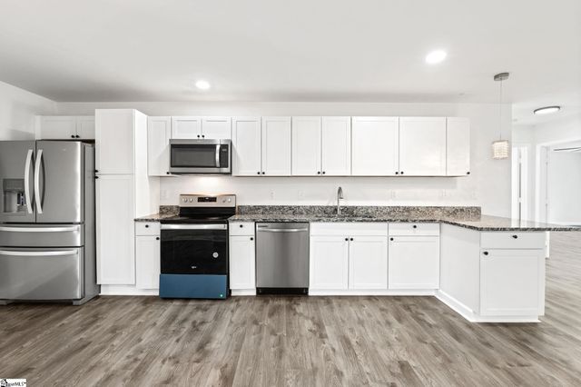 210 Sulphur Springs Drive, Greenville, SC 29617