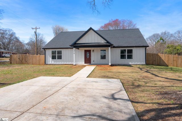 210 Sulphur Springs Drive, Greenville, SC 29617