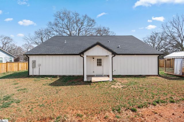 210 Sulphur Springs Drive, Greenville, SC 29617