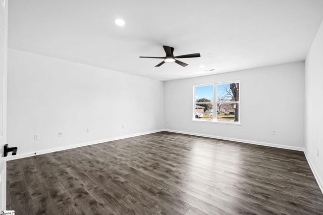 210 Sulphur Springs Drive, Greenville, SC 29617