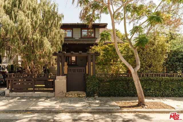 706 Navy Street, Santa Monica, CA 90405