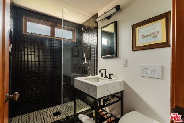 706 Navy Street, Santa Monica, CA 90405