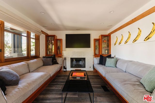 706 Navy Street, Santa Monica, CA 90405
