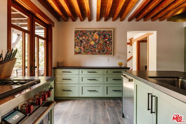 706 Navy Street, Santa Monica, CA 90405