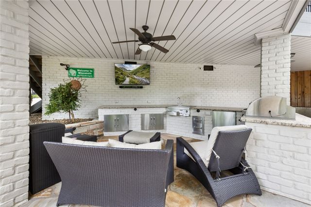 7205 Dunroven Lane, Rogers, AR 72758