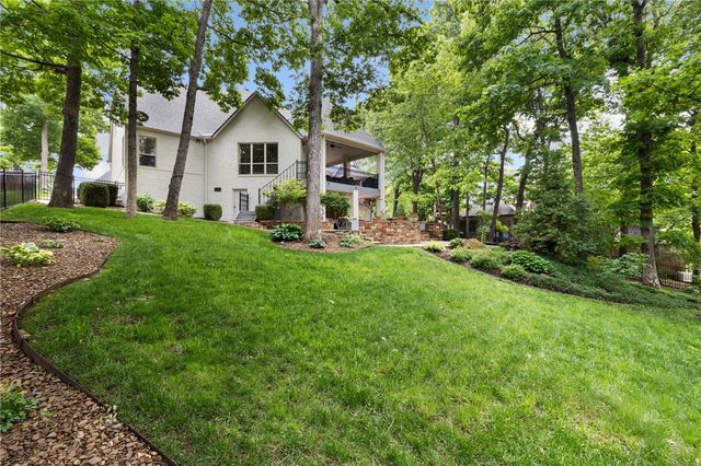 7205 Dunroven Lane, Rogers, AR 72758