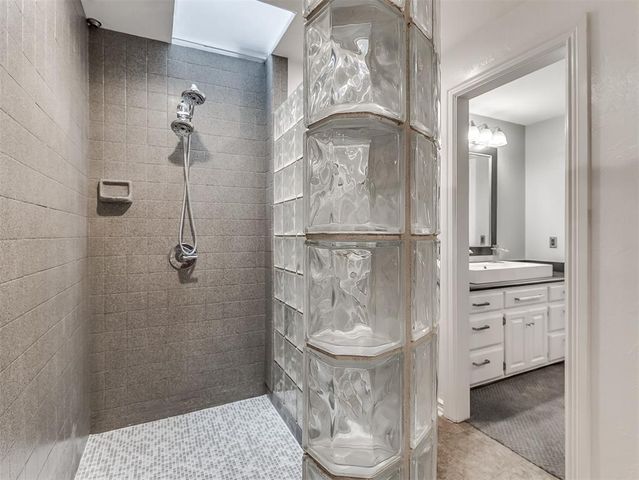 7400 Aurelia Road, Oklahoma City, OK 73121