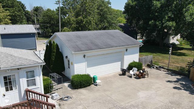 614 E Oliver Street, Owosso, MI 48867