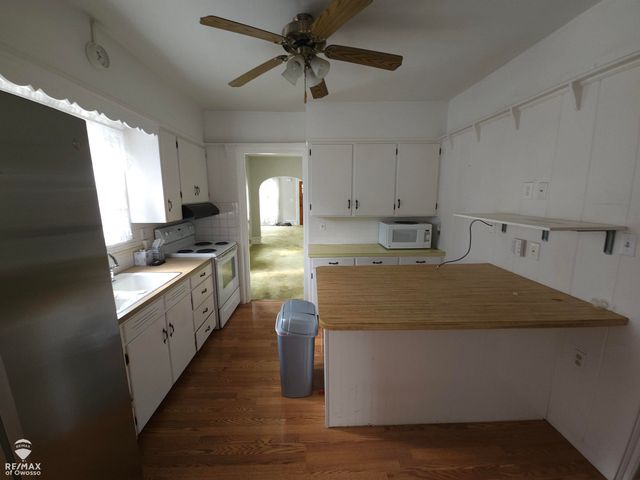 614 E Oliver Street, Owosso, MI 48867