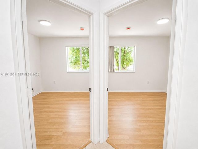 15721 SW 137th Ave 202, Miami, FL 33177