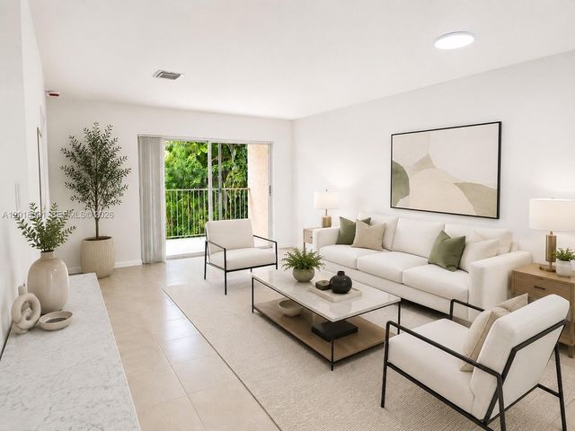 15721 SW 137th Ave 202, Miami, FL 33177