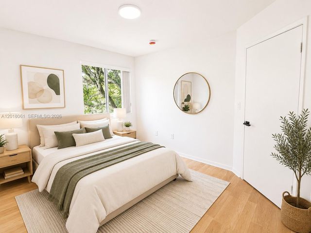15721 SW 137th Ave 202, Miami, FL 33177