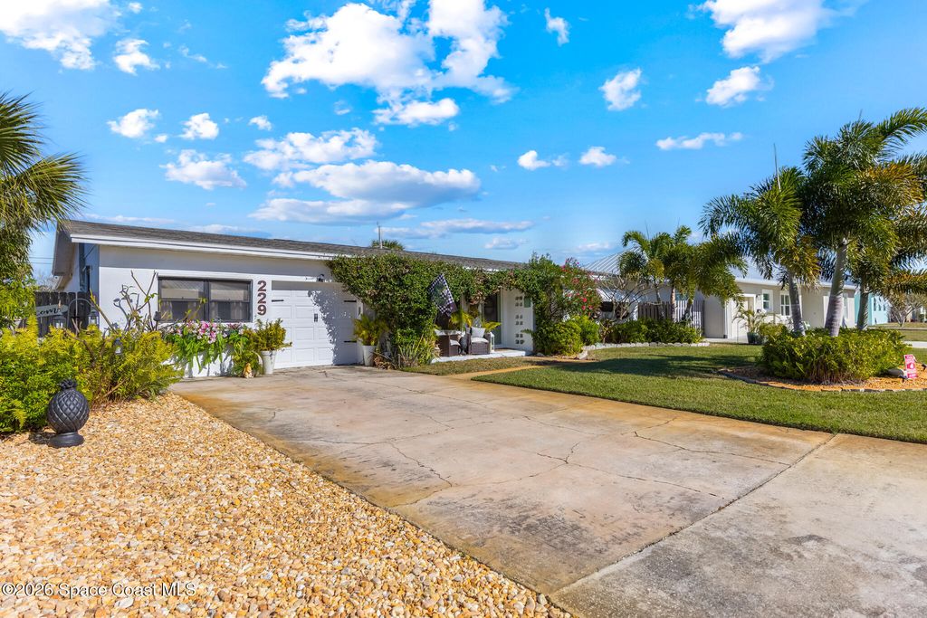 229 NE 1st Street, Satellite Beach, FL 32937