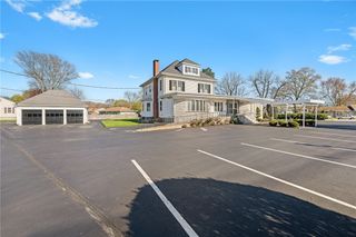 982 Warwick Avenue, Warwick, RI 02888