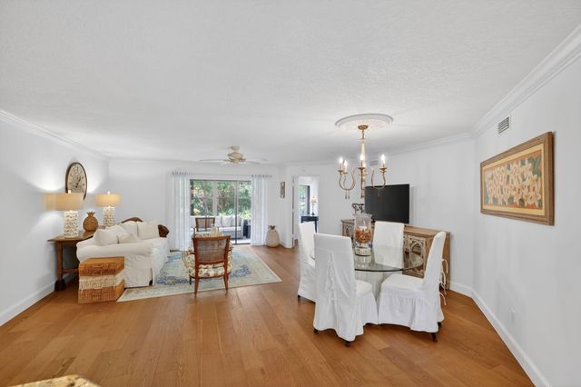 3401 SE Martinique Trace 102, Stuart, FL 34997