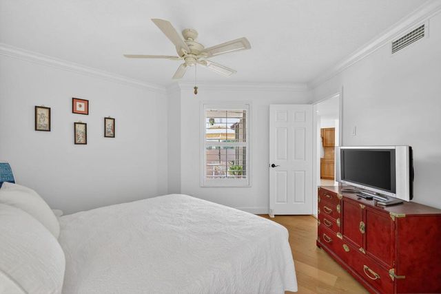 3401 SE Martinique Trace 102, Stuart, FL 34997