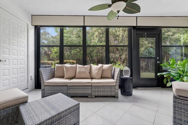 3401 SE Martinique Trace 102, Stuart, FL 34997