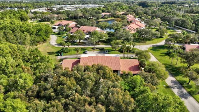 3401 SE Martinique Trace 102, Stuart, FL 34997