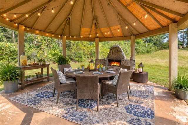 1687 Hickory Level Road, Villa Rica, GA 30180