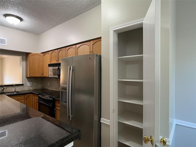 3737 Wakeforest Street, Houston, TX 77098