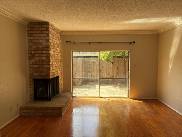 3737 Wakeforest Street, Houston, TX 77098