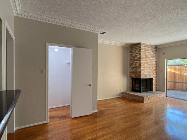 3737 Wakeforest Street, Houston, TX 77098