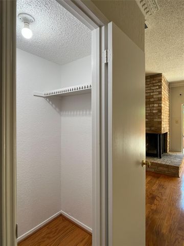 3737 Wakeforest Street, Houston, TX 77098