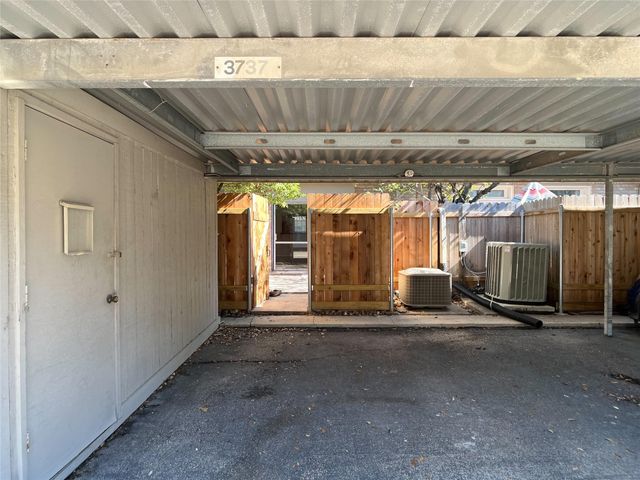 3737 Wakeforest Street, Houston, TX 77098