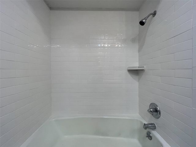 3737 Wakeforest Street, Houston, TX 77098