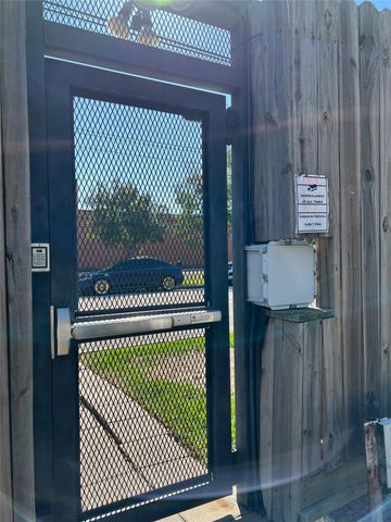 3737 Wakeforest Street, Houston, TX 77098