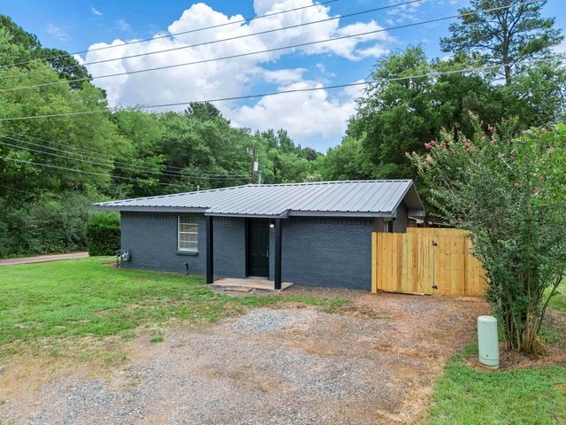 3607 Bonnie St., Longview, TX 75605