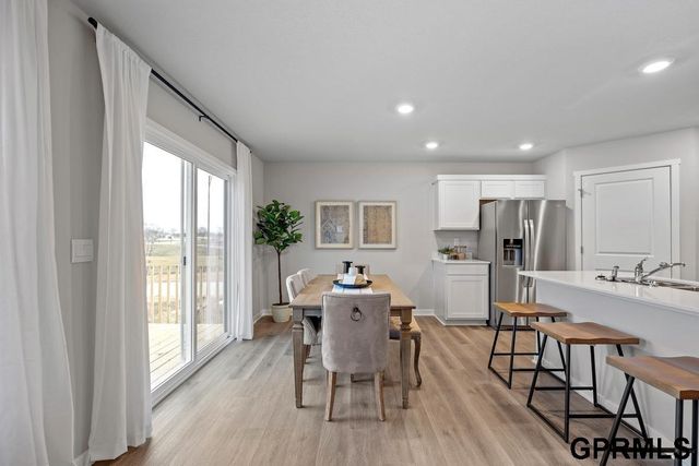 8509 S 184th Terrace, Gretna, NE 68136