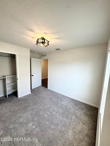 575 RIVER HILL Drive, Welaka, FL 32193