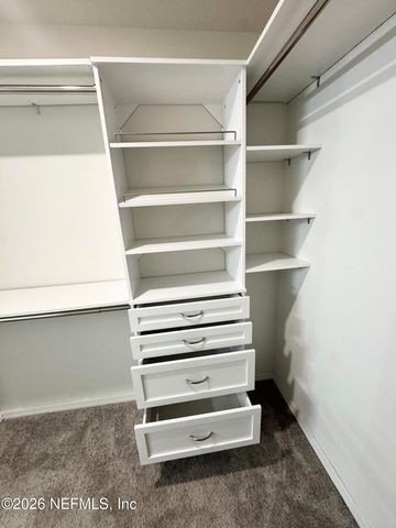 575 RIVER HILL Drive, Welaka, FL 32193