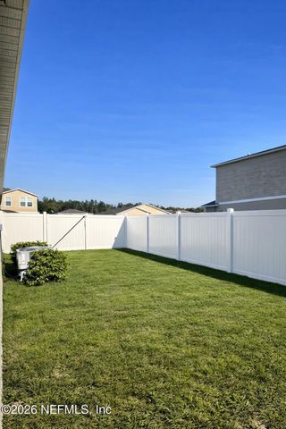 575 RIVER HILL Drive, Welaka, FL 32193