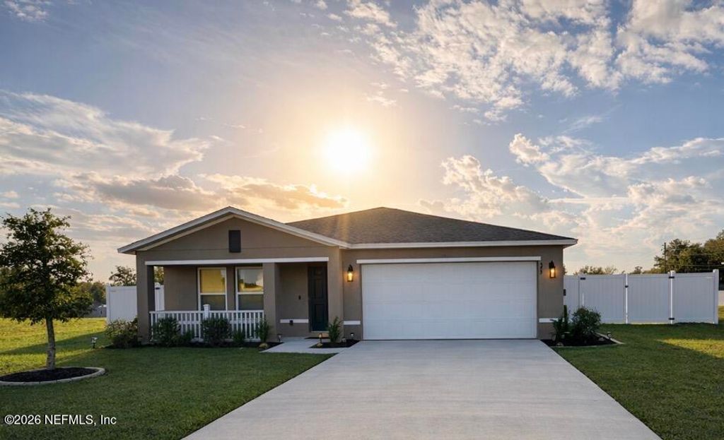 575 RIVER HILL Drive, Welaka, FL 32193