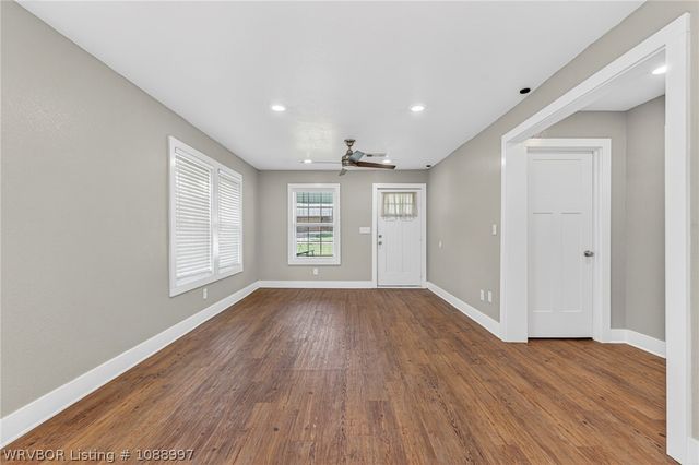 715 Maple Shade, Alma, AR 72921