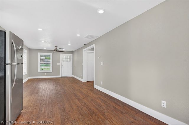 715 Maple Shade, Alma, AR 72921