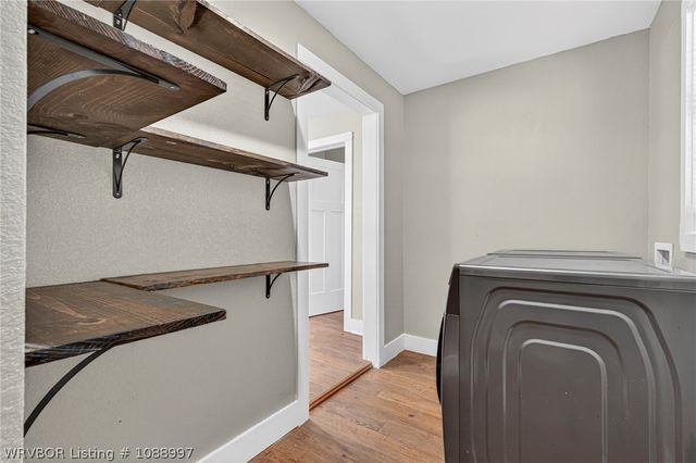 715 Maple Shade, Alma, AR 72921