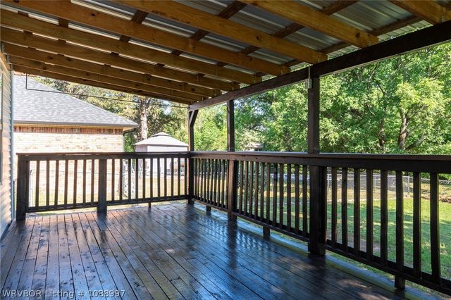 715 Maple Shade, Alma, AR 72921