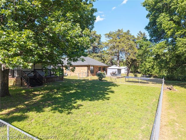 715 Maple Shade, Alma, AR 72921