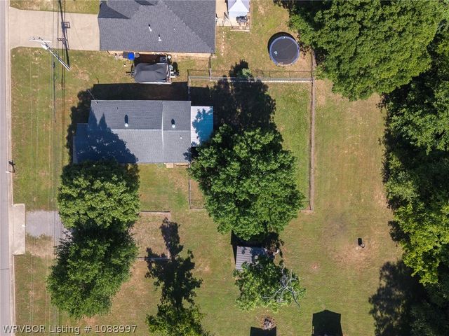 715 Maple Shade, Alma, AR 72921