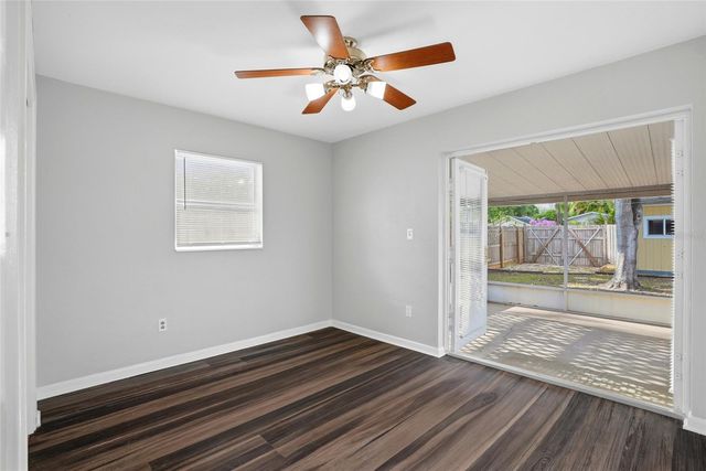 5211 7TH AVENUE N, St Petersburg, FL 33710