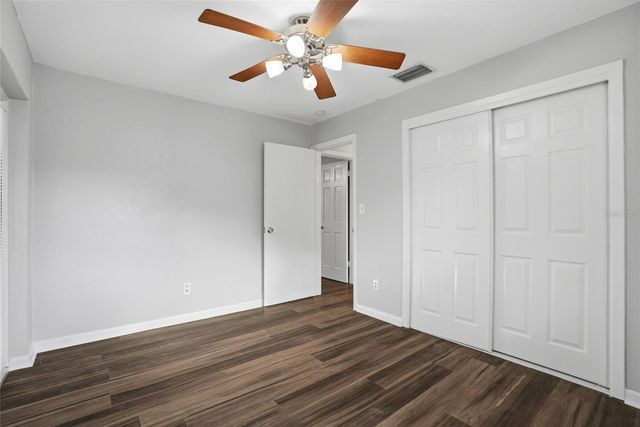 5211 7TH AVENUE N, St Petersburg, FL 33710